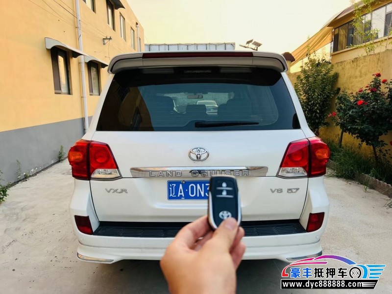 15年丰田兰德酷路泽轿车抵押车出售