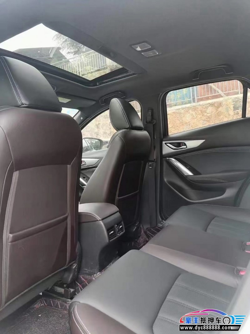 19年马自达CX-4轿车抵押车出售