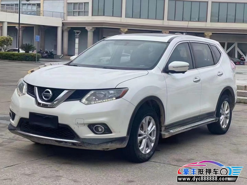 16年日产奇骏SUV抵押车出售