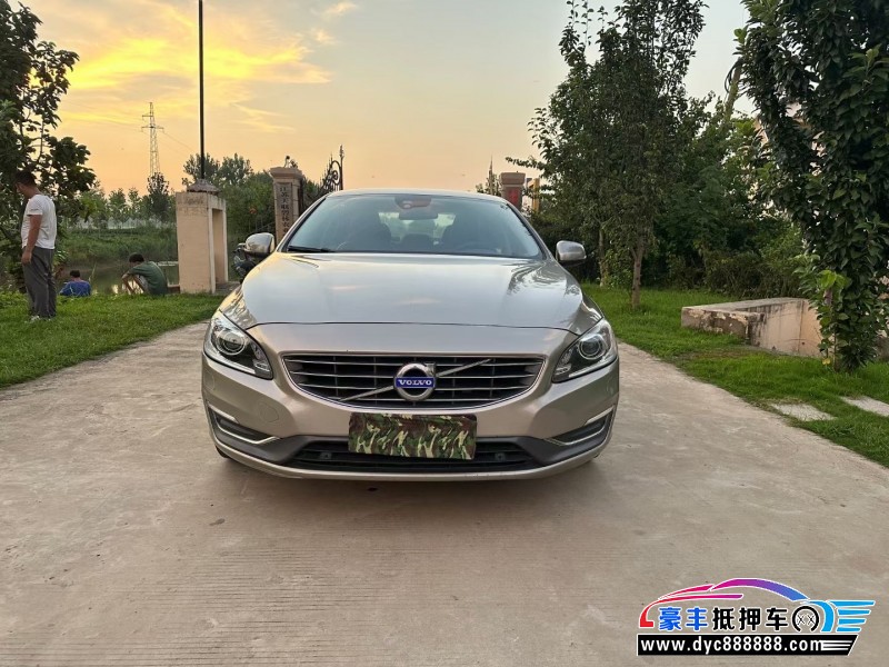 14年沃尔沃S60轿车抵押车出售