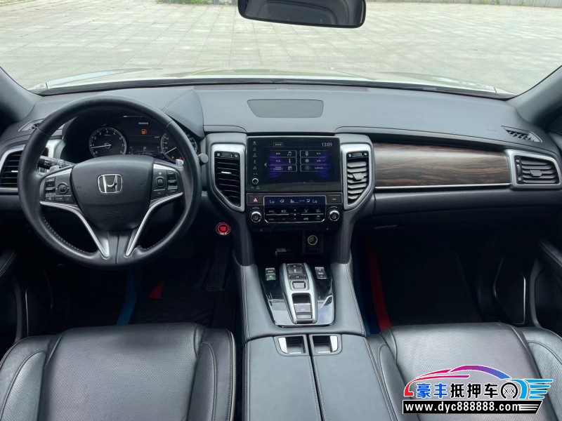 19年本田UR-V轿车抵押车出售