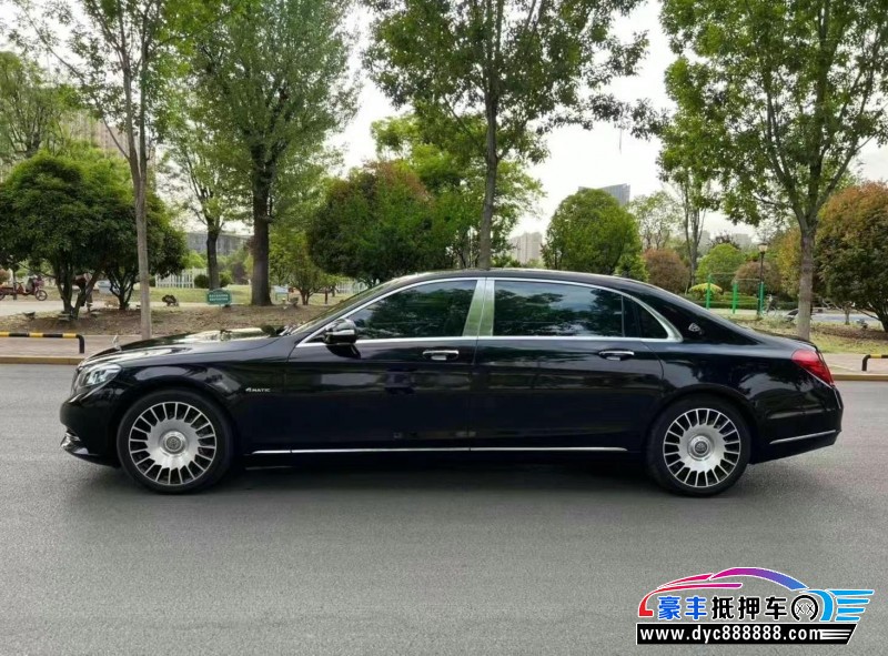 15年奔驰迈巴赫S级轿车抵押车出售
