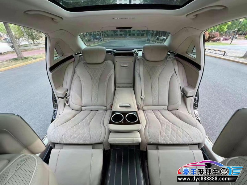 15年奔驰迈巴赫S级轿车抵押车出售