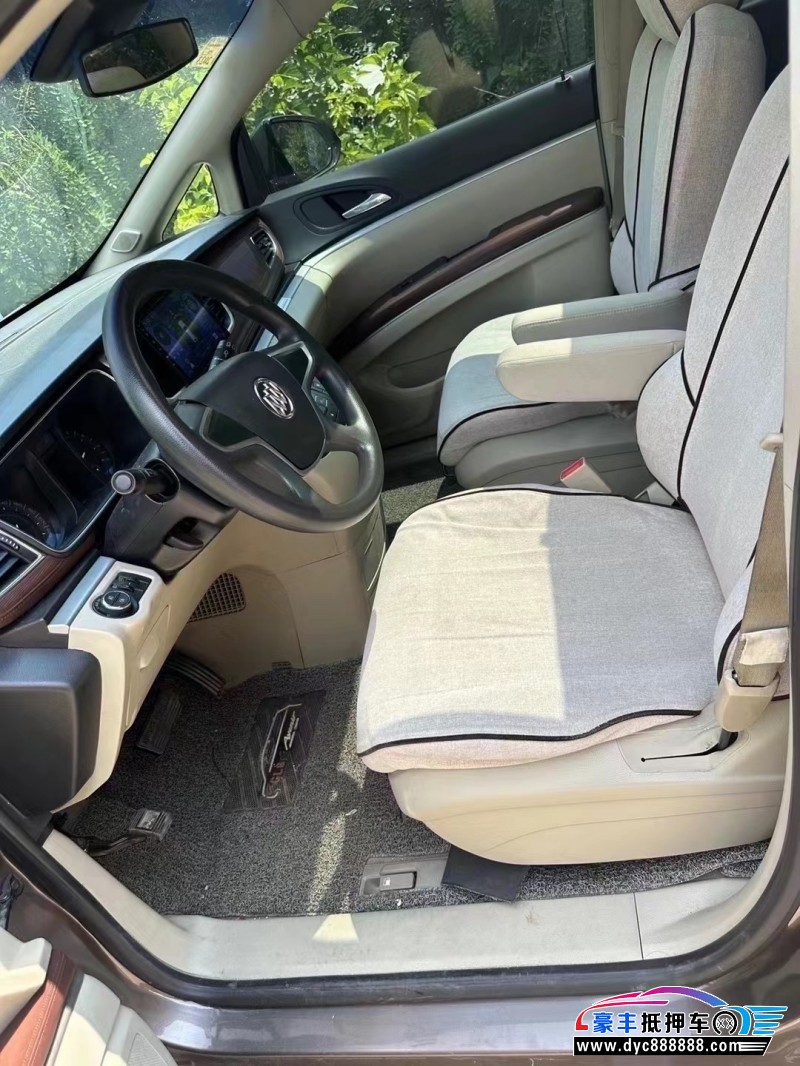 15年别克GL8MPV抵押车出售