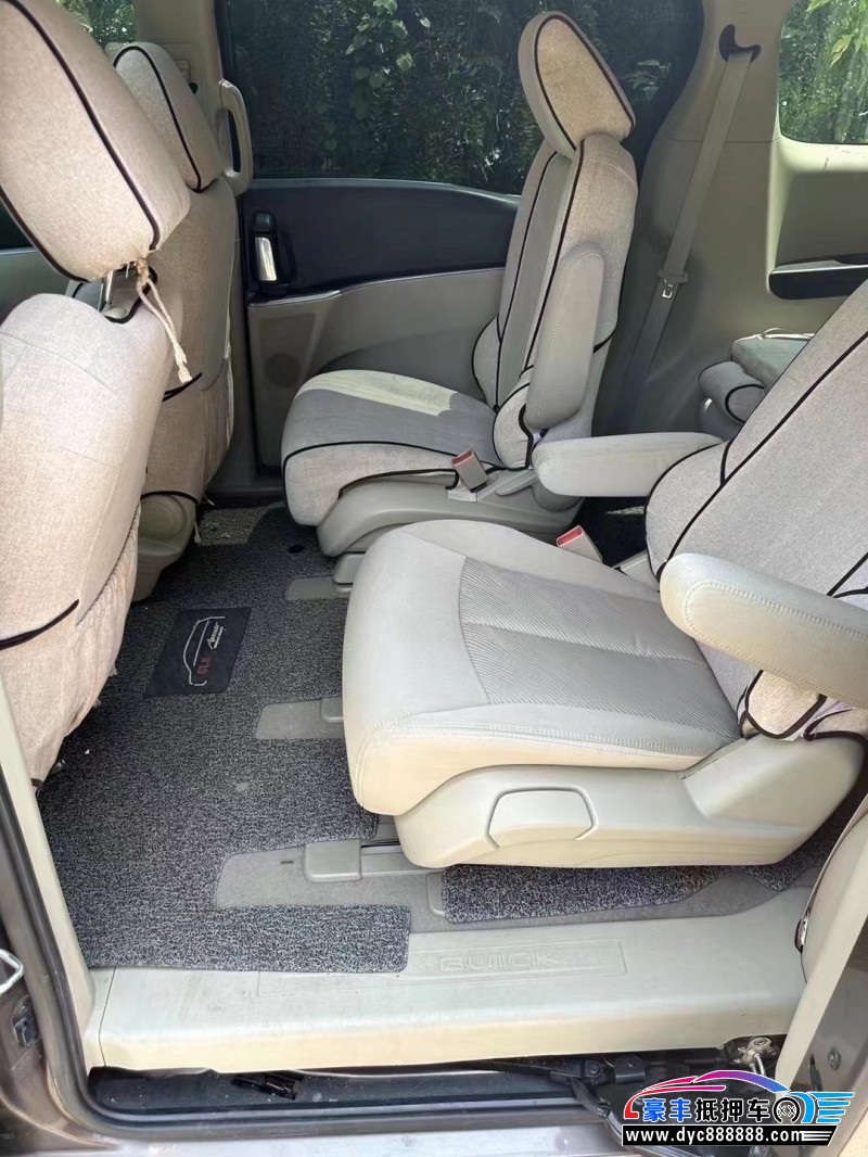 15年别克GL8MPV抵押车出售