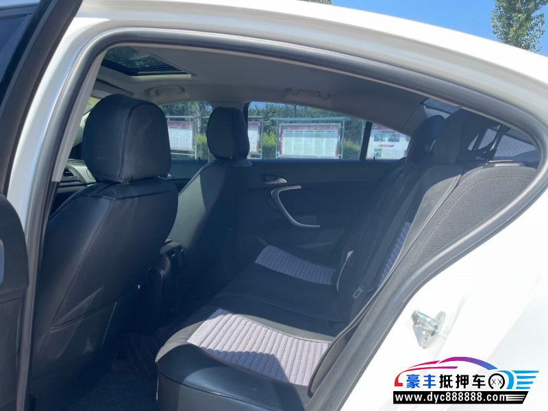 11年别克君威轿车抵押车出售