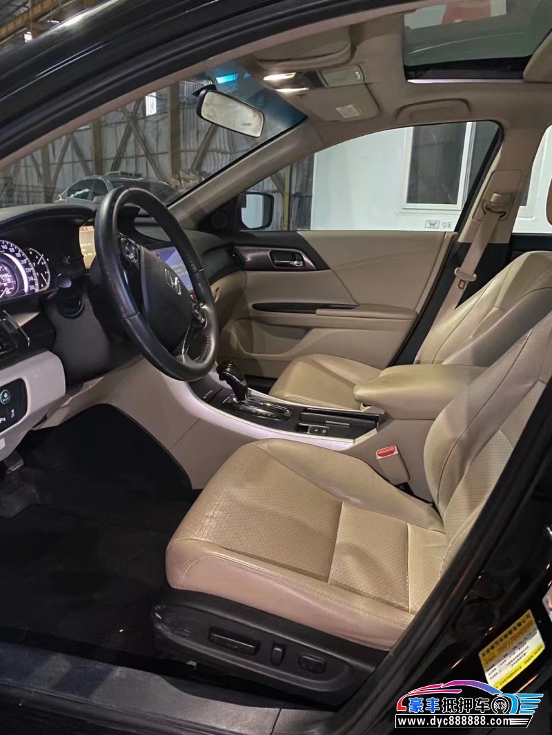 15年本田雅阁轿车抵押车出售