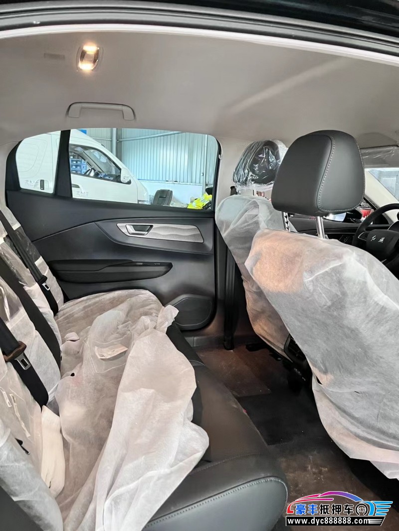 23年红旗EQM5轿车抵押车出售