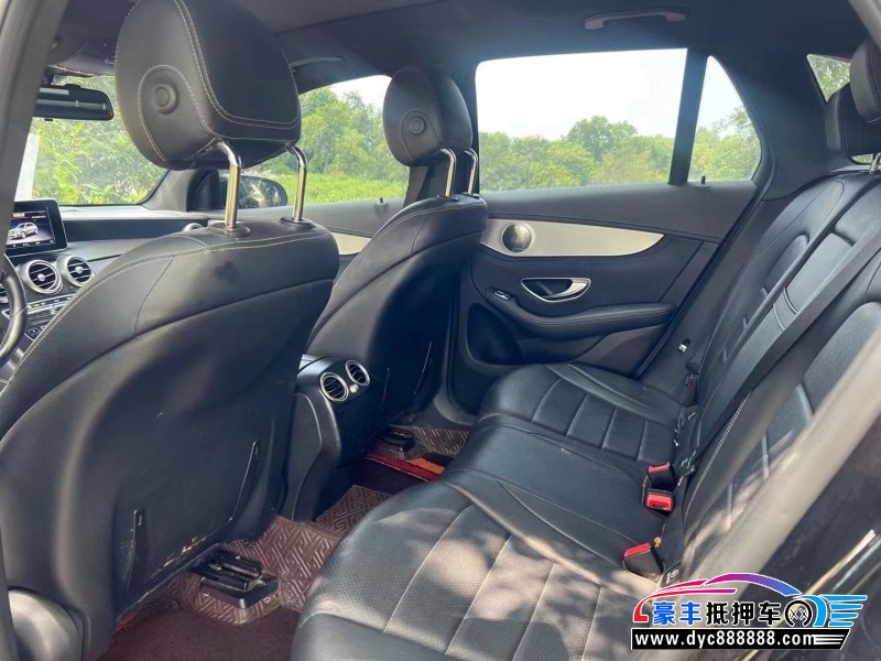 18年奔驰GLCSUV抵押车出售