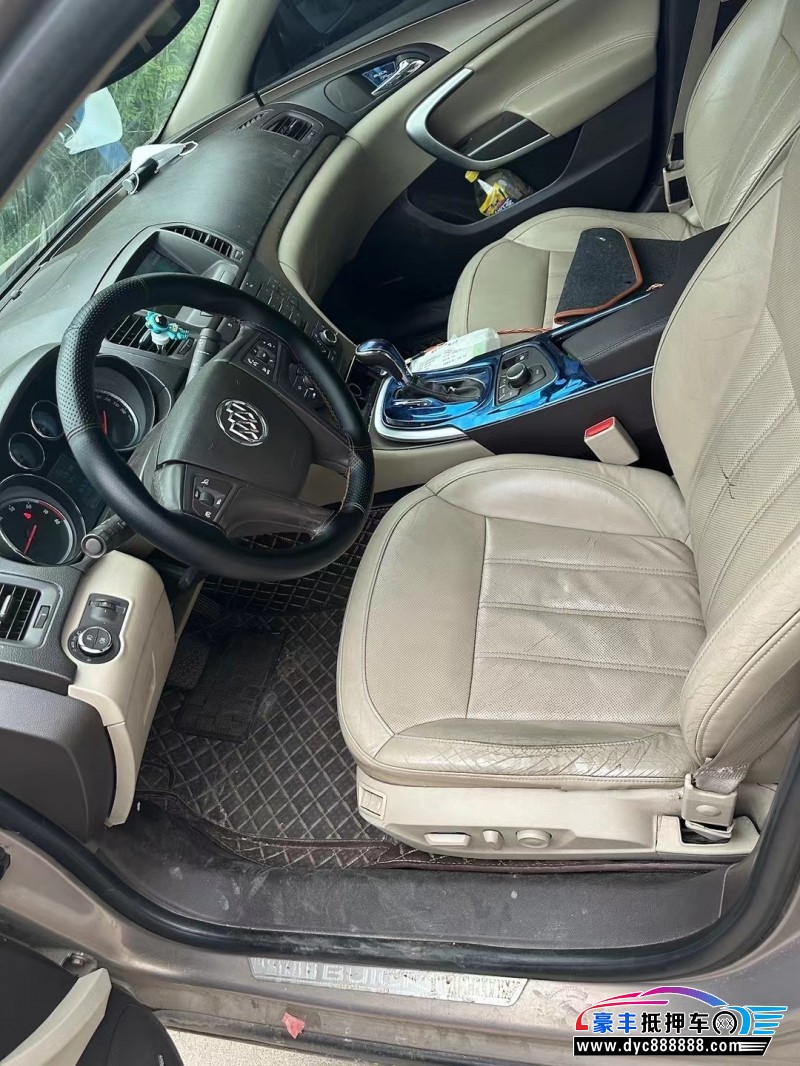 10年别克君威轿车抵押车出售