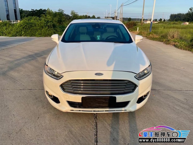 13年福特蒙迪欧轿车抵押车出售