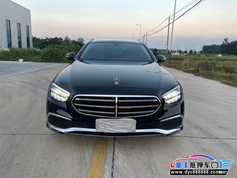 22年奔驰E轿车抵押车出售