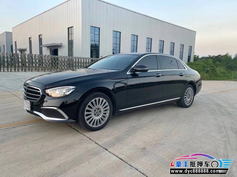 22年奔驰E轿车抵押车出售