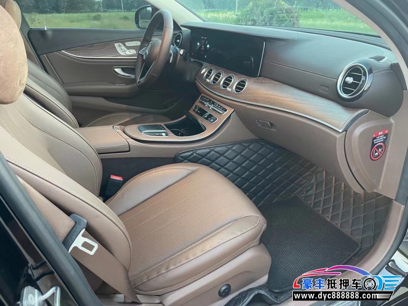 22年奔驰E轿车抵押车出售