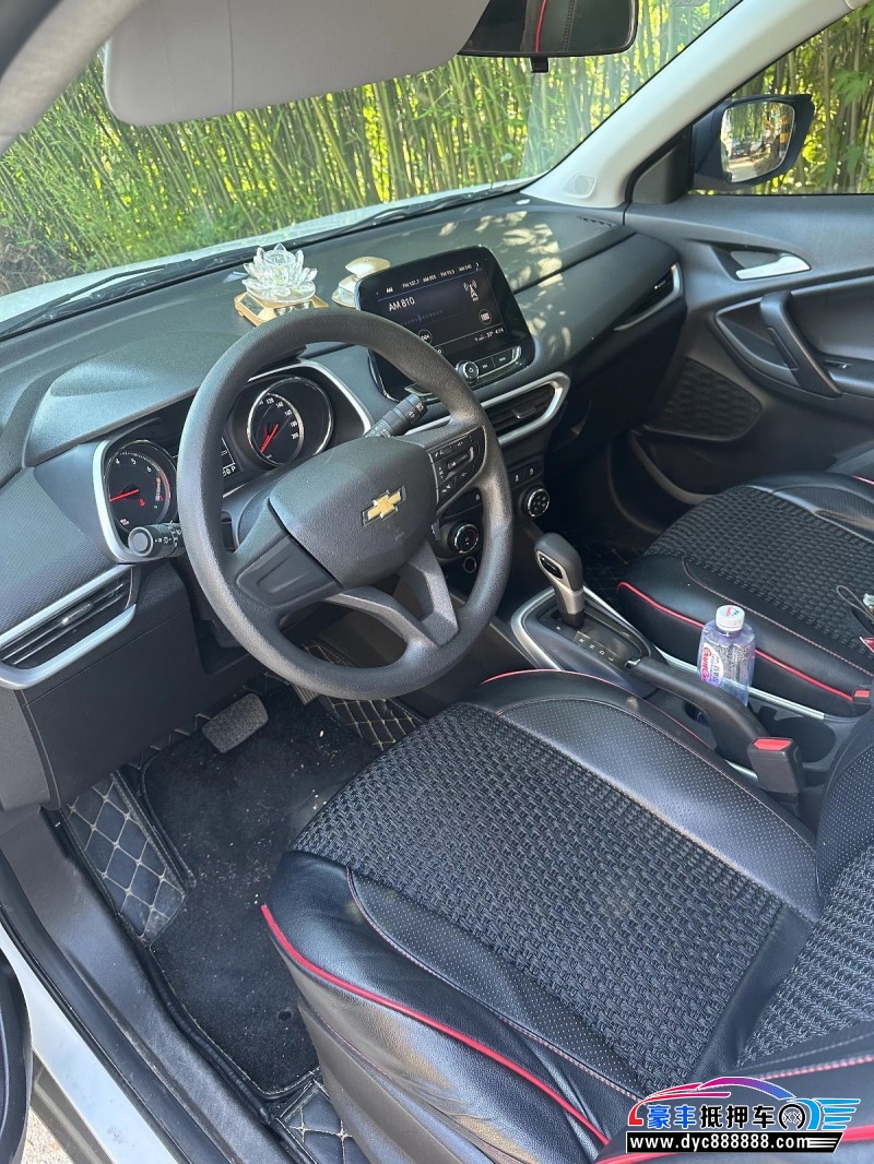 20年雪佛兰创酷轿车抵押车出售