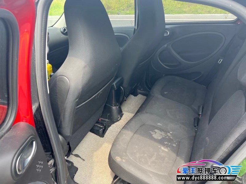 18年奔驰smart轿车抵押车出售