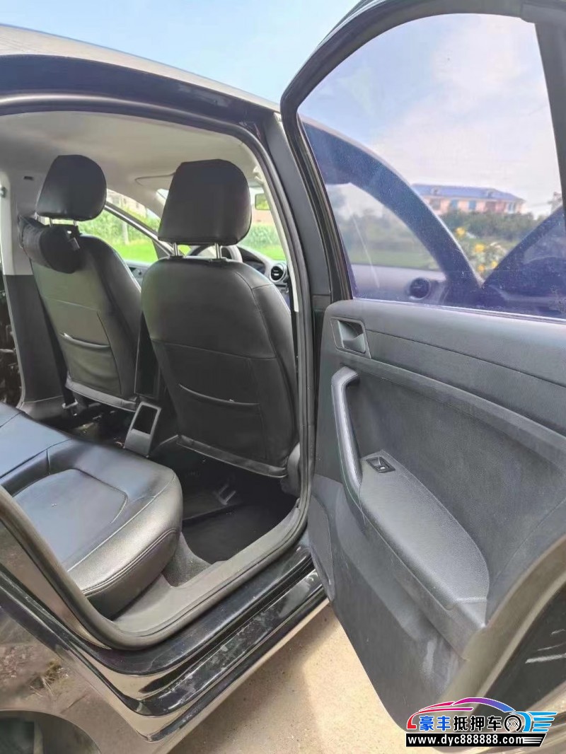 19年大众捷达轿车抵押车出售