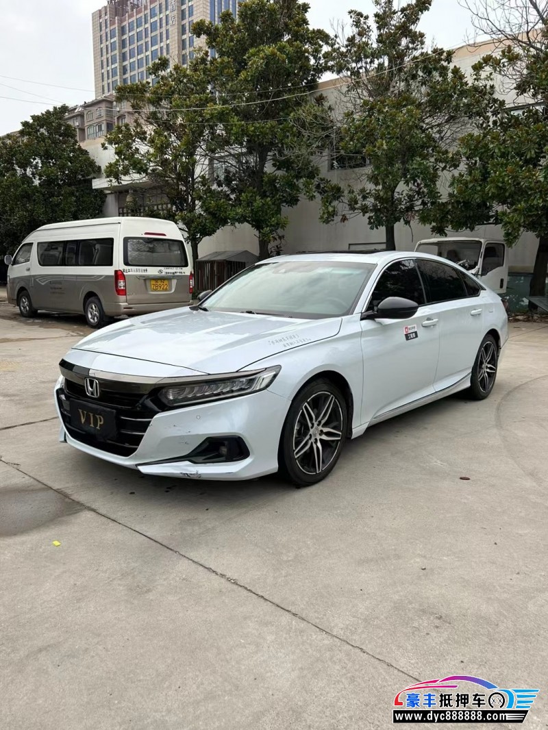 22年本田雅阁轿车抵押车出售