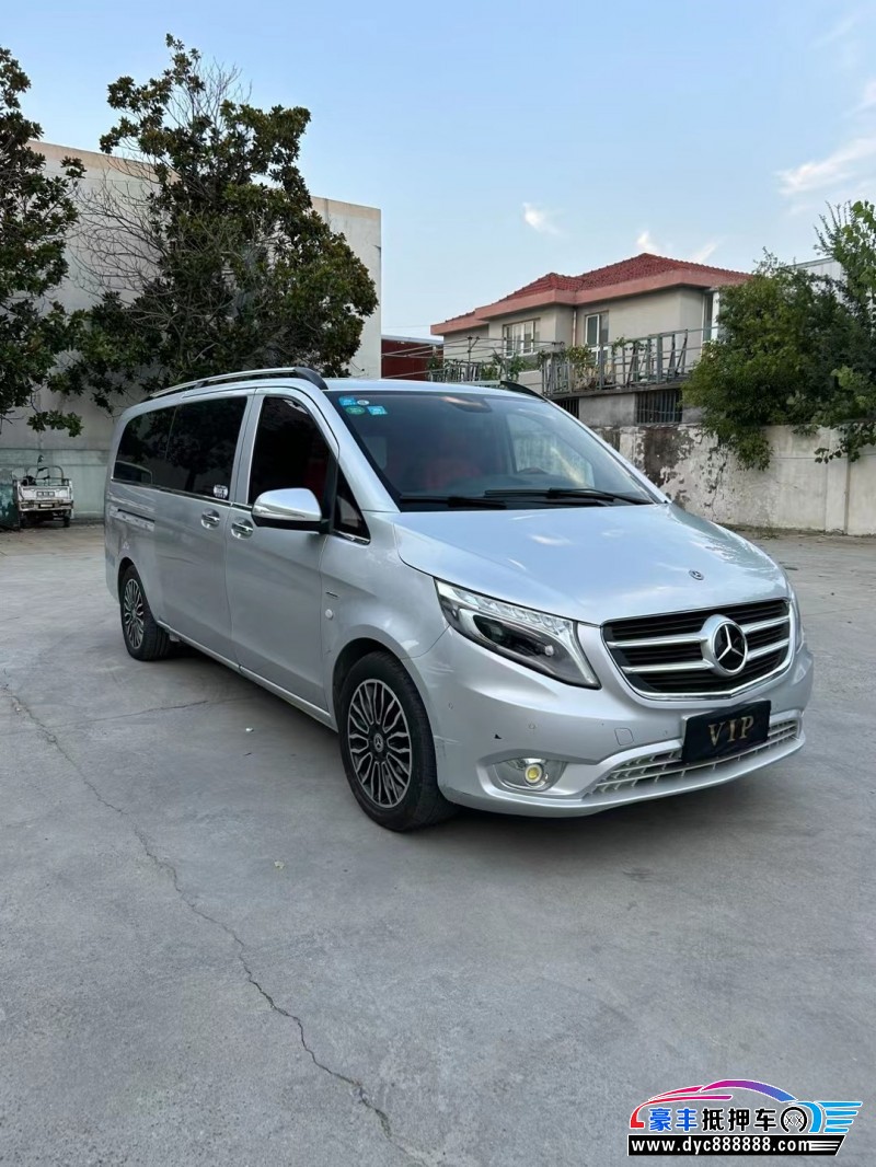 17年奔驰威霆MPV抵押车出售