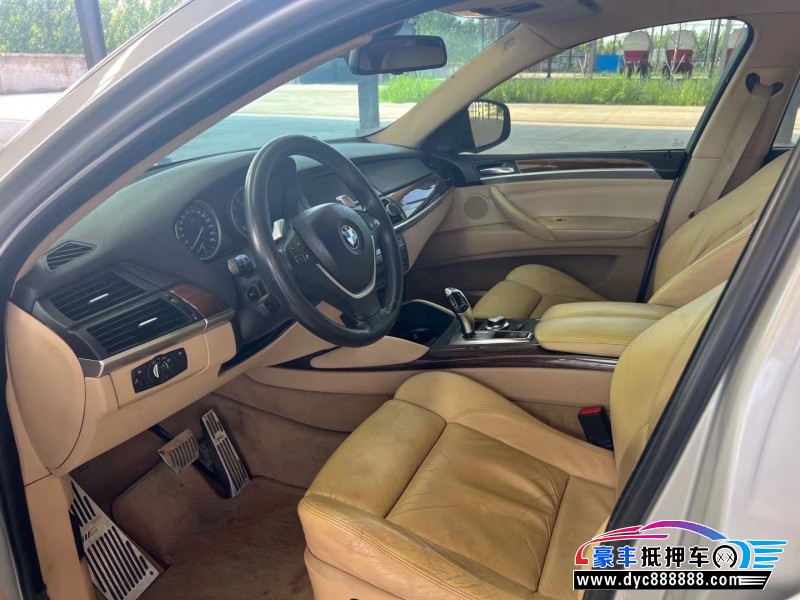 09年宝马X6轿车抵押车出售