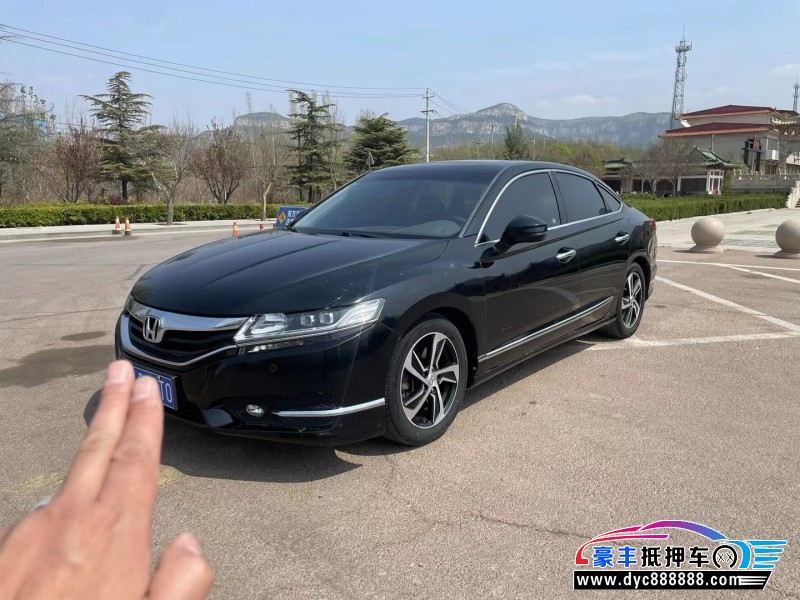 16年本田思铂睿轿车抵押车出售