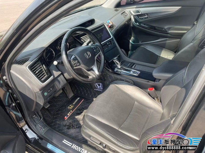 16年本田思铂睿轿车抵押车出售