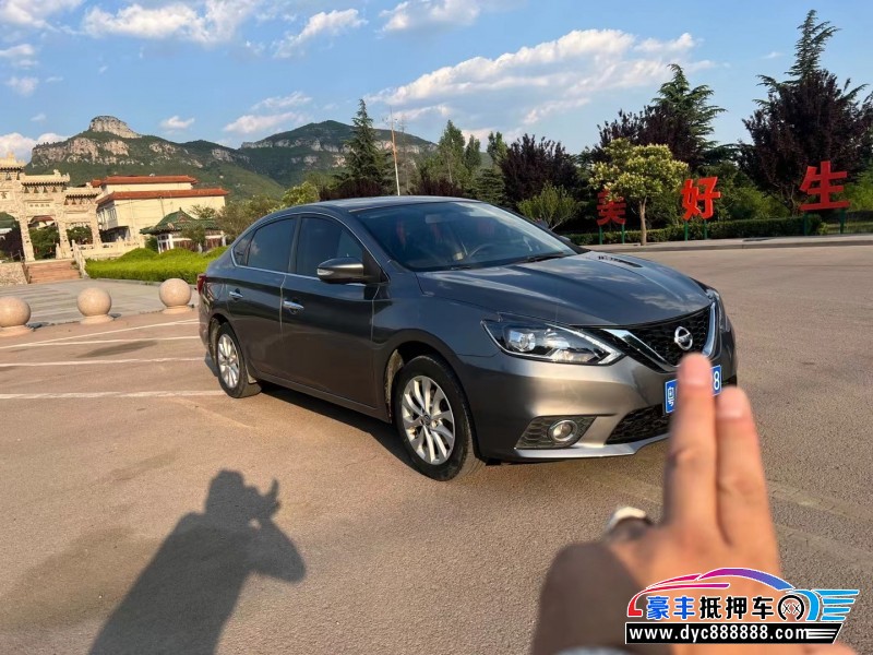 16年日产轩逸轿车抵押车出售