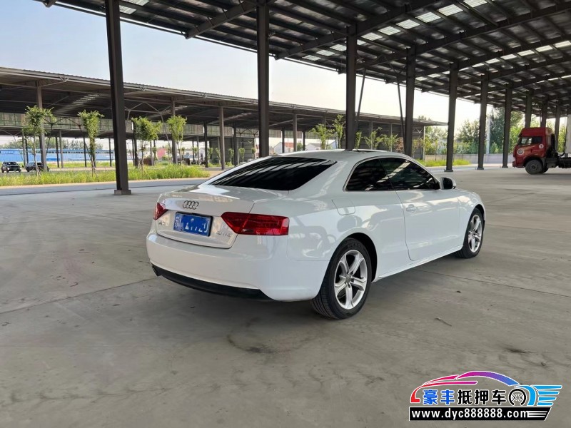 14年奥迪A5轿车抵押车出售