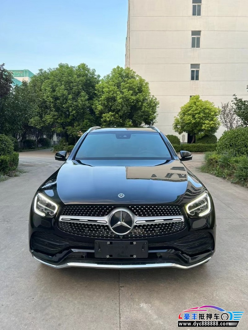 22年奔驰GLCSUV抵押车出售
