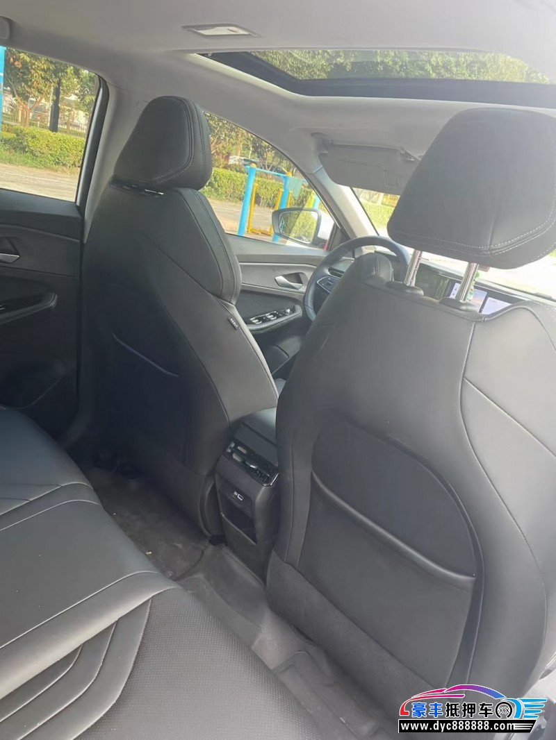 23年吉利缤瑞轿车抵押车出售