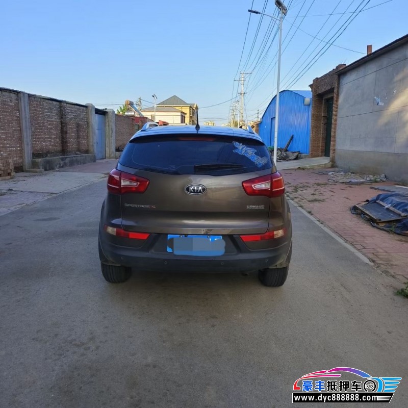 14年起亚智跑轿车抵押车出售