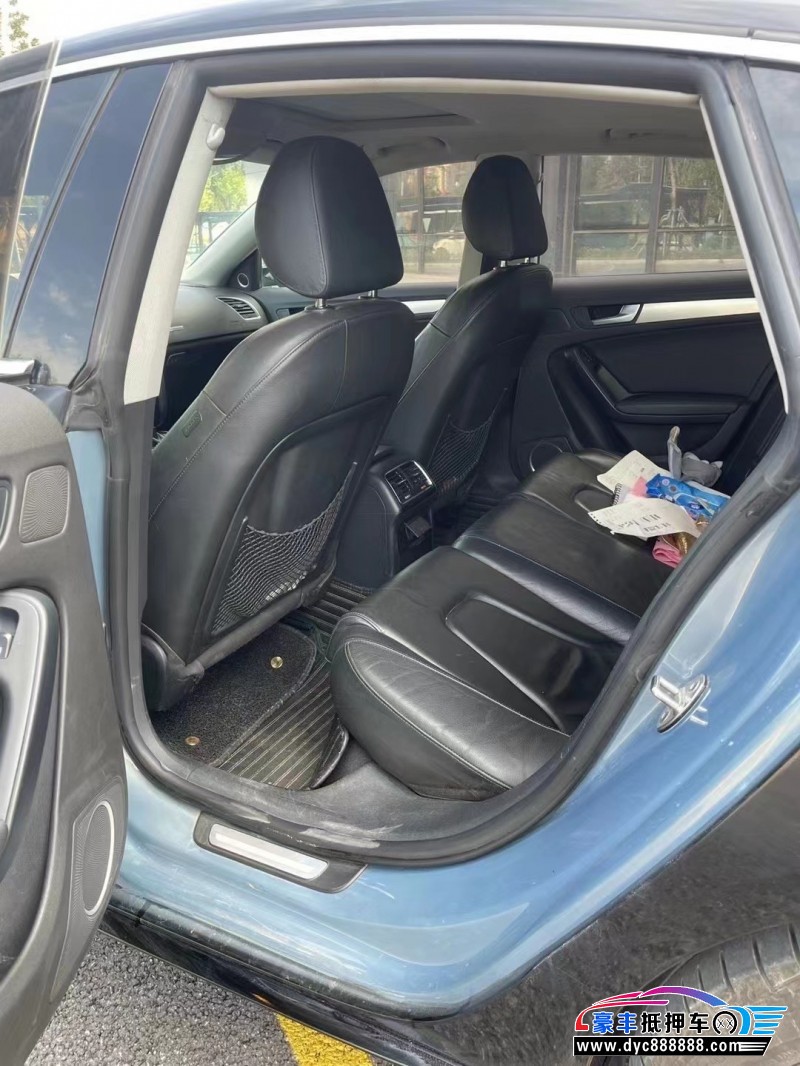 10年奥迪A5轿车抵押车出售