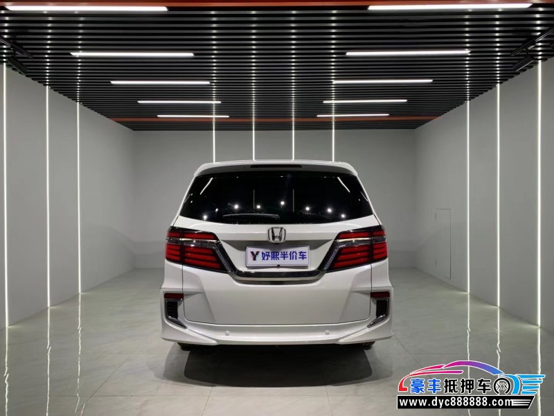 21年本田艾力绅MPV抵押车出售