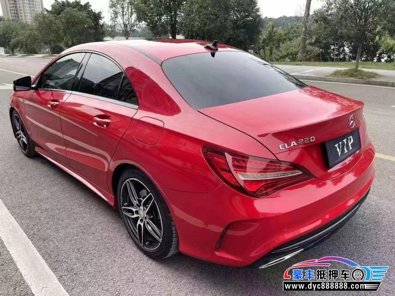 17年奔驰CLA轿车抵押车出售