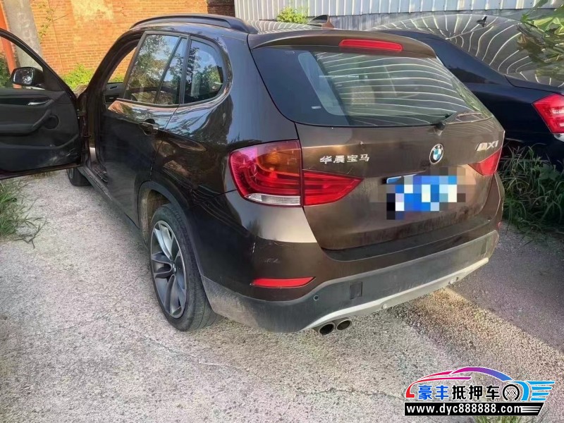 15年宝马X1轿车抵押车出售