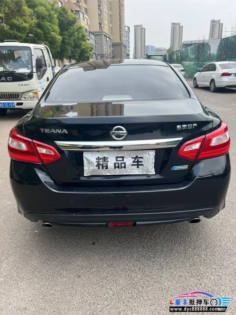 17年日产天籁轿车 17年日产天籁轿车抵押车出售