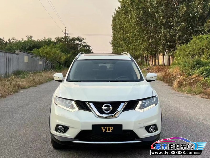 16年日产奇骏SUV抵押车出售