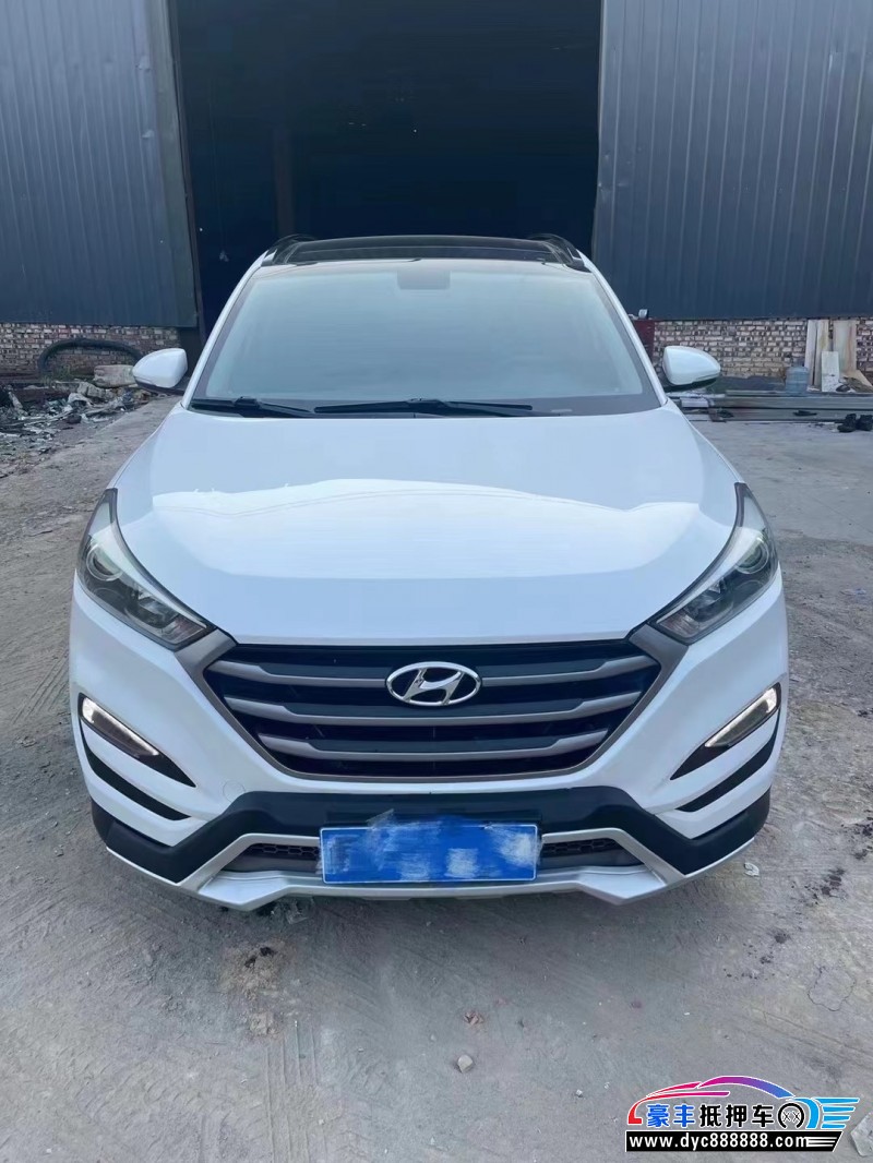 18年现代途胜轿车抵押车出售