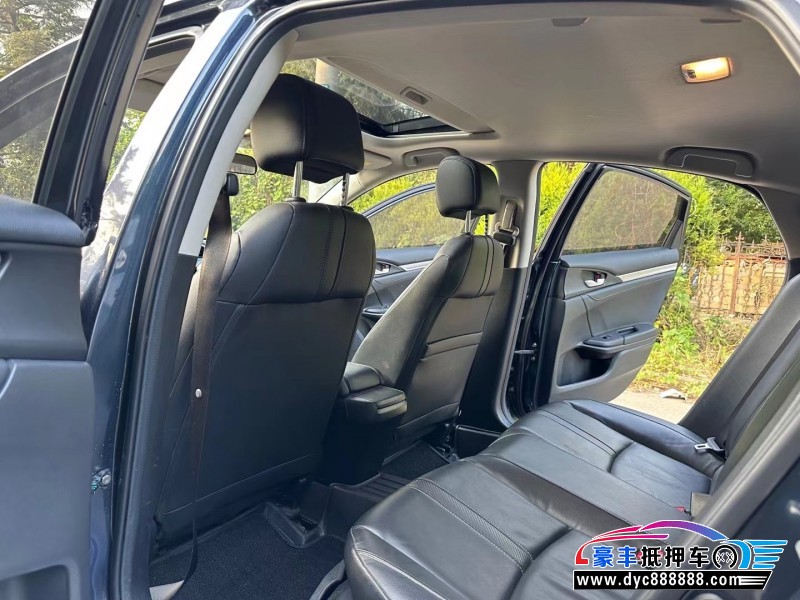 18年本田思域轿车抵押车出售