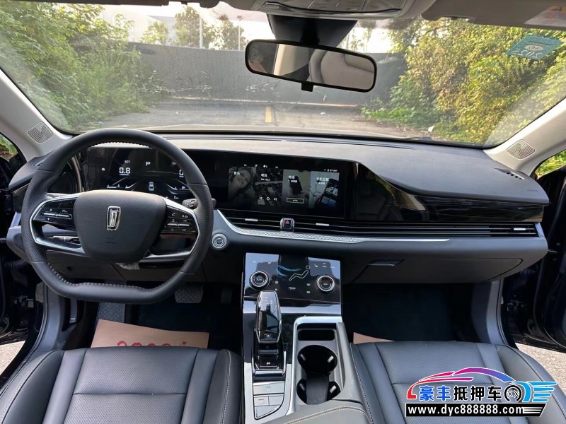 23年奔腾B70轿车抵押车出售