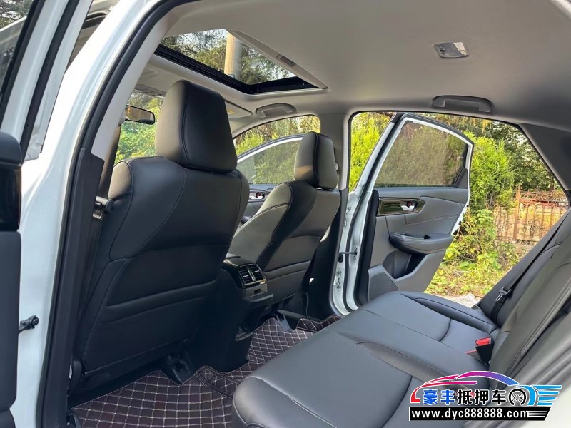 22年本田凌派轿车抵押车出售