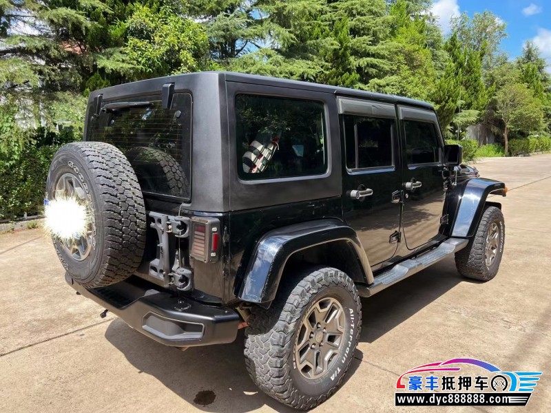 16年Jeep牧马人轿车抵押车出售