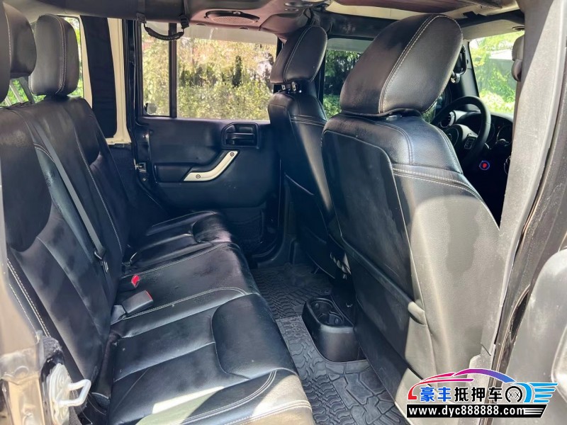 16年Jeep牧马人轿车抵押车出售