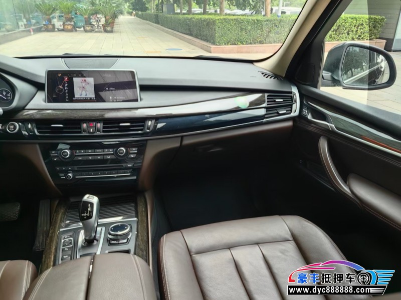 15年宝马X5SUV抵押车出售