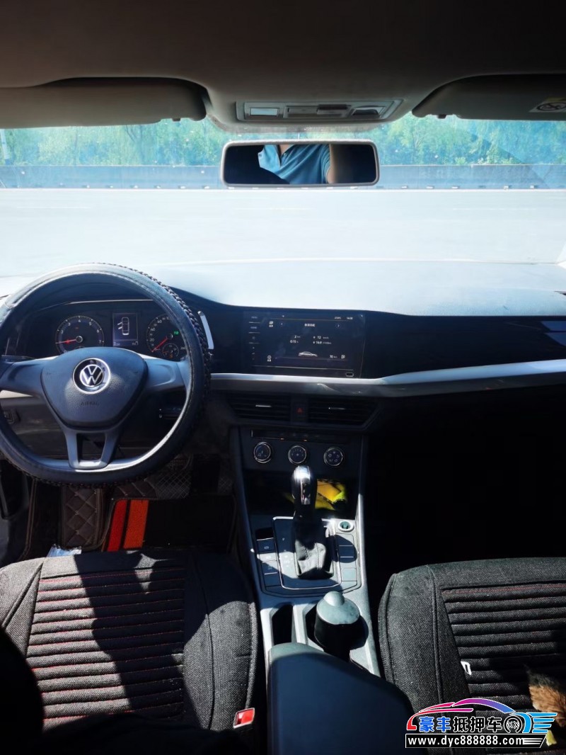 22年大众宝来轿车抵押车出售