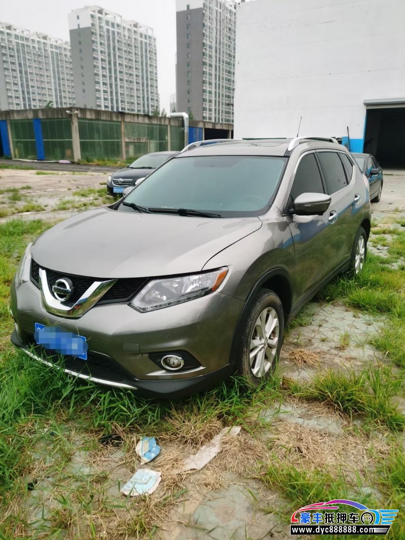 14年日产奇骏轿车抵押车出售