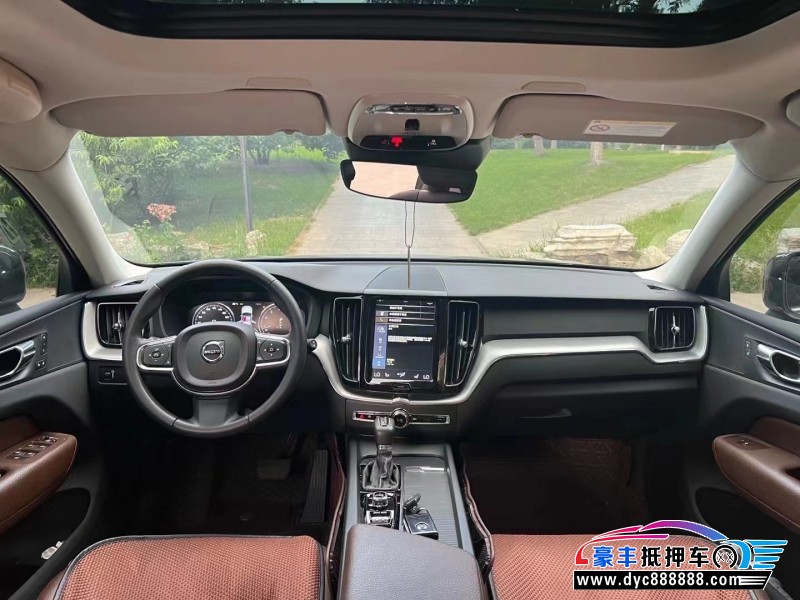 19年沃尔沃XC60SUV抵押车出售