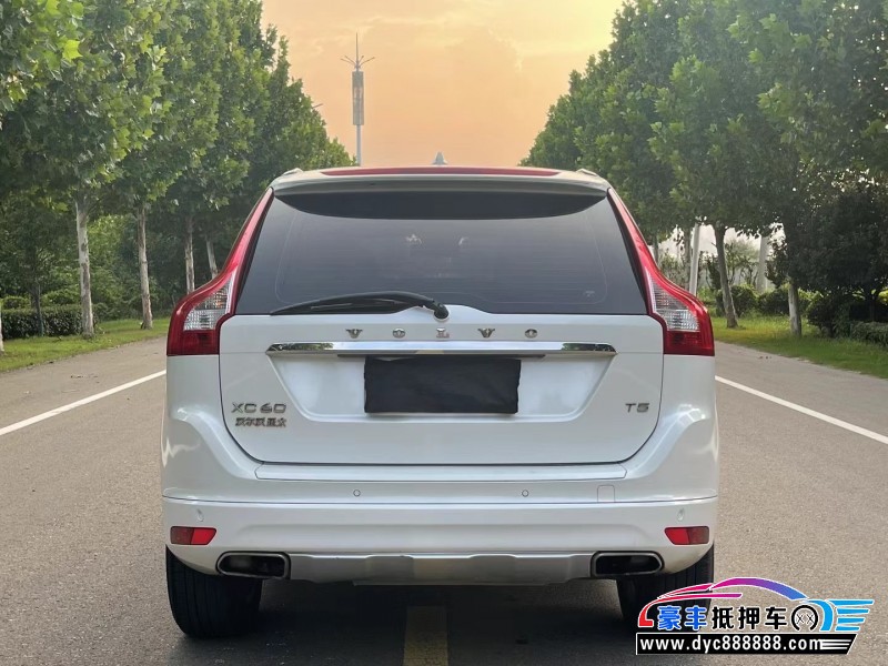 17年沃尔沃XC60SUV抵押车出售