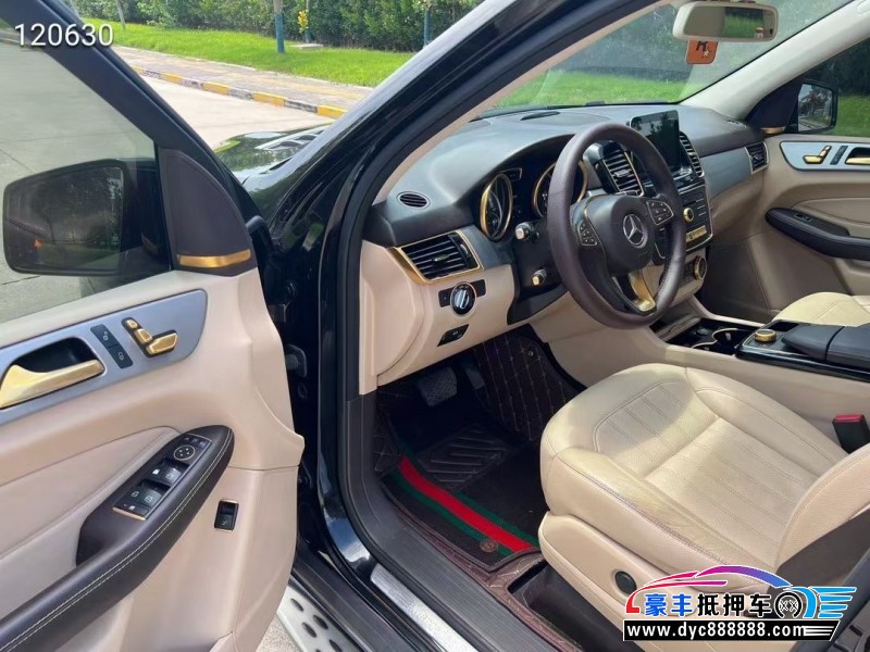 16年奔驰GLE轿车抵押车出售