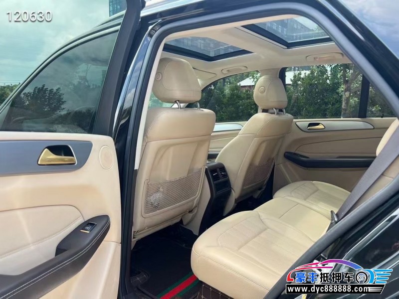 16年奔驰GLE轿车抵押车出售